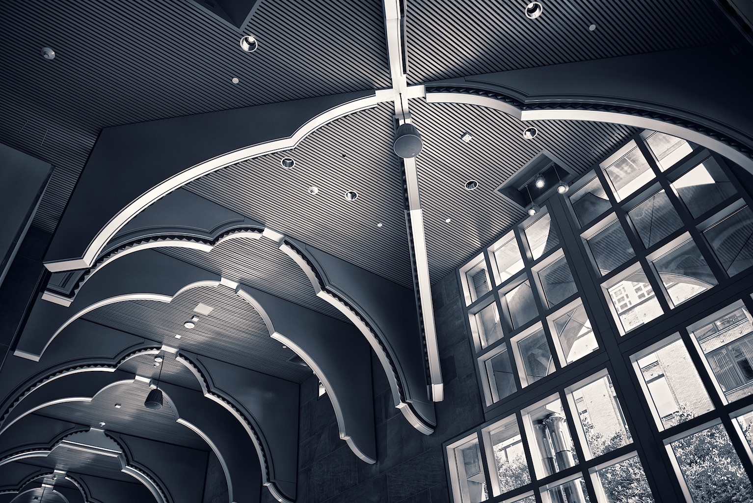 SAMCeilingV1BretDoss201318a
